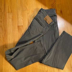 Men’s American Eagle Original Straight size 33Wx32L gray, gently worn